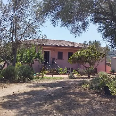 Strada Pa Lu Mari Arzachena